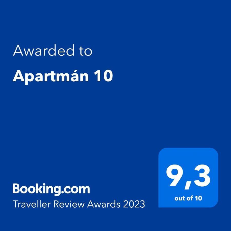 10 Apartment Zupanovice